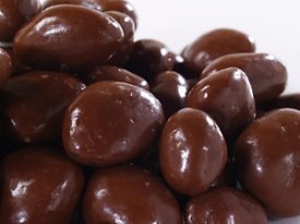 Carob-Covered Raisins